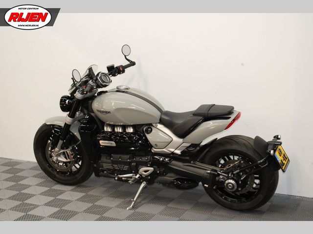triumph - rocket-iii-r