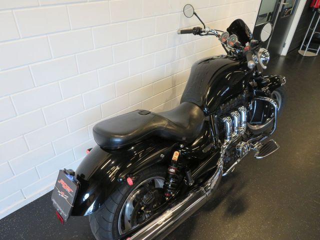 triumph - rocket-iii-roadster