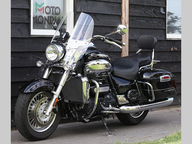 triumph - rocket-iii-touring