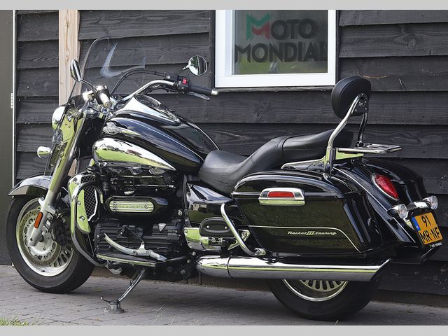 triumph - rocket-iii-touring