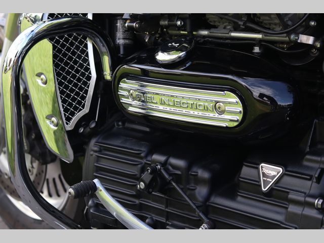 triumph - rocket-iii-touring