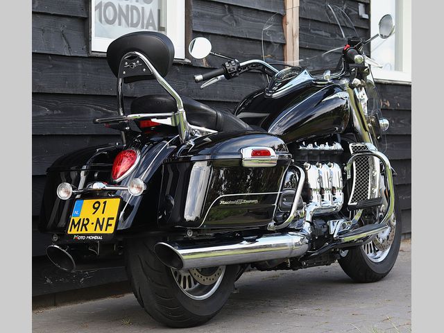 triumph - rocket-iii-touring