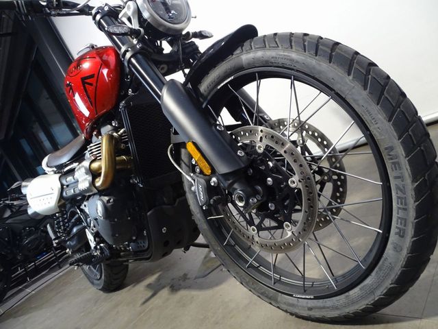 triumph - scrambler-1200-x