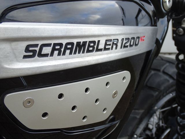 triumph - scrambler-1200-xc