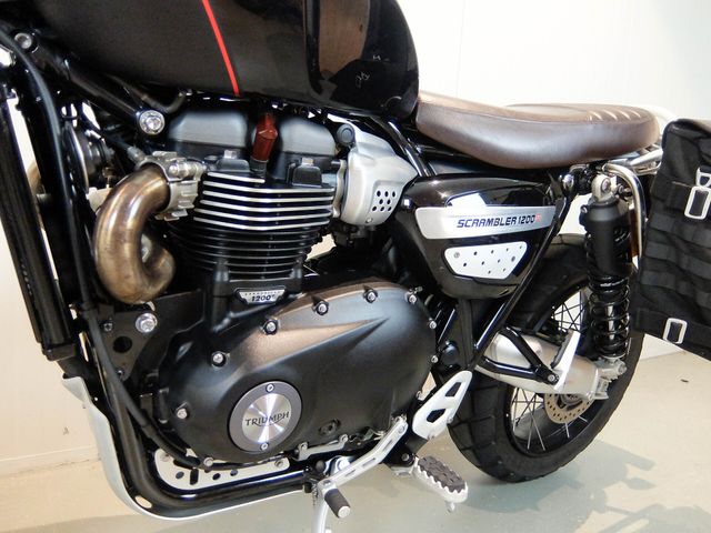 triumph - scrambler-1200-xc