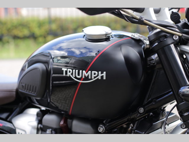 triumph - scrambler-1200-xc