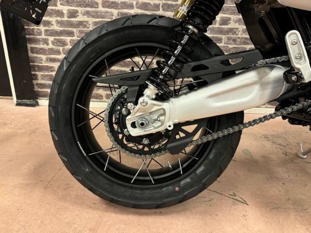 triumph - scrambler-1200-xe