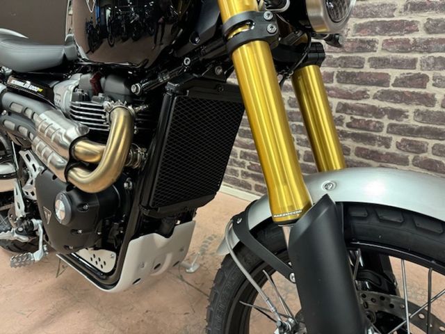 triumph - scrambler-1200-xe