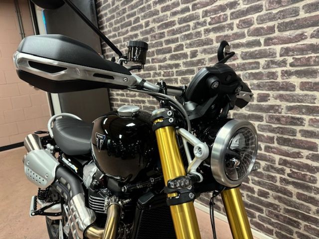 triumph - scrambler-1200-xe