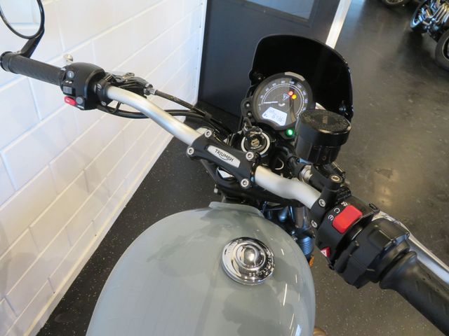 triumph - scrambler-900