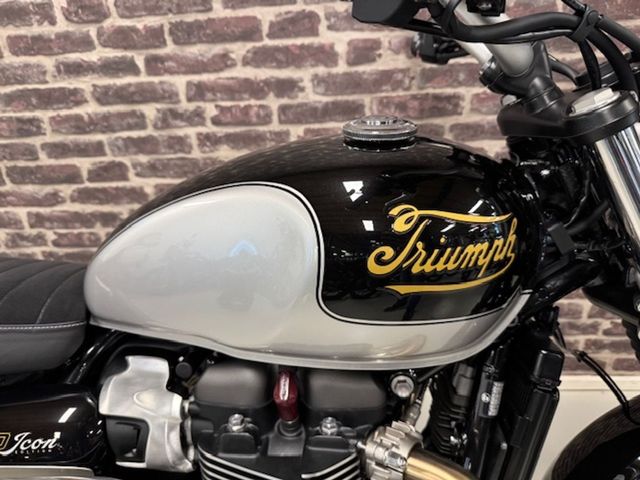 triumph - scrambler-900