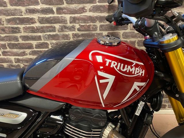 triumph - speed-400