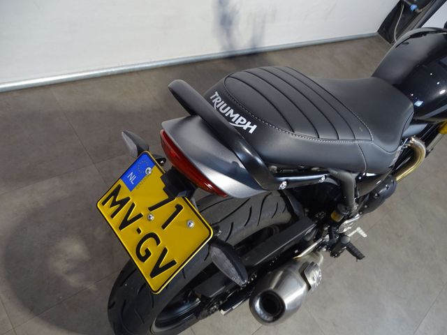 triumph - speed-400