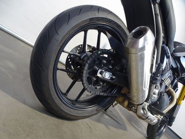 triumph - speed-400