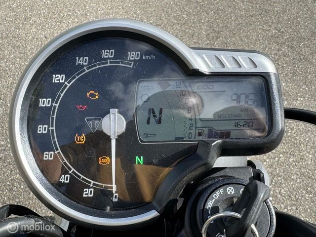 triumph - speed-400