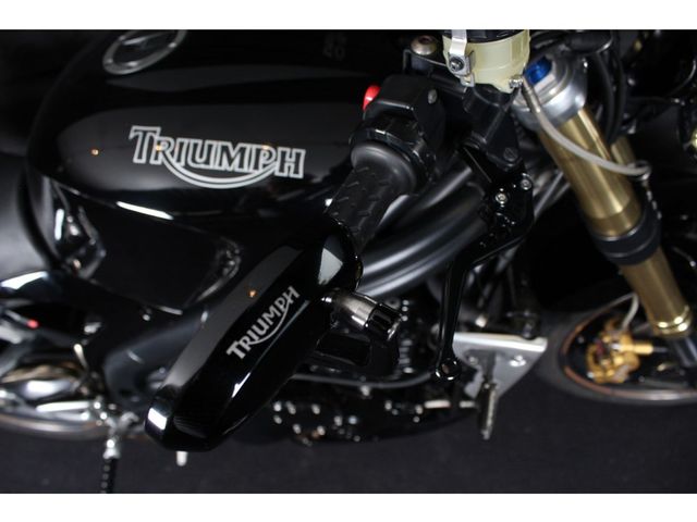 triumph - speed-triple-1050