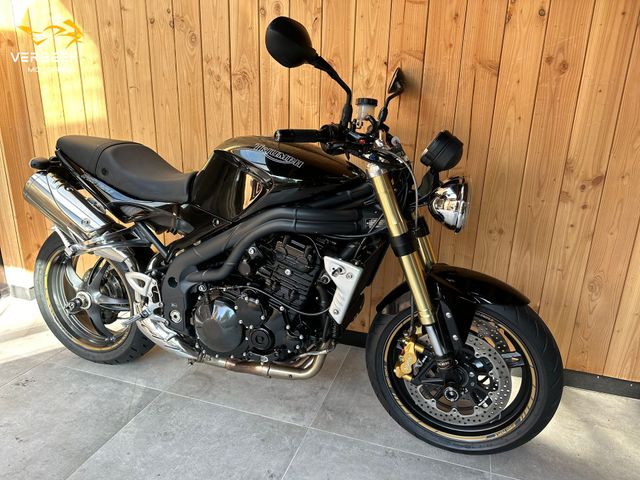 triumph - speed-triple-1050