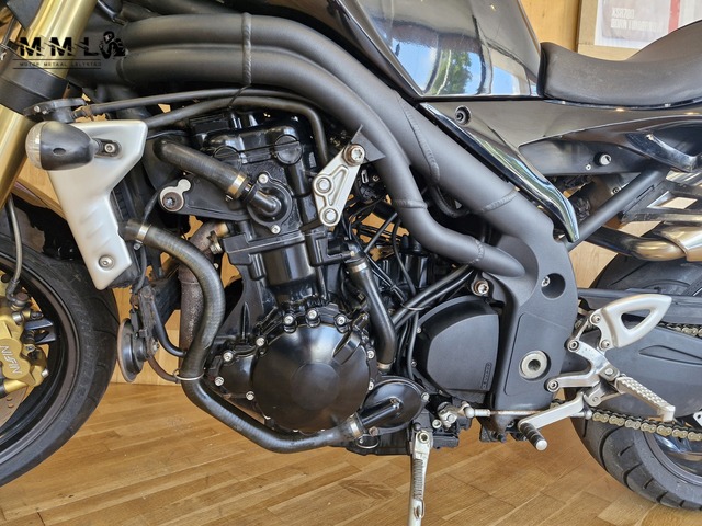 triumph - speed-triple-1050