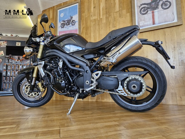 triumph - speed-triple-1050