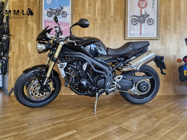 triumph - speed-triple-1050