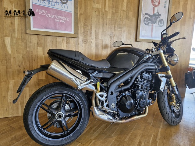 triumph - speed-triple-1050