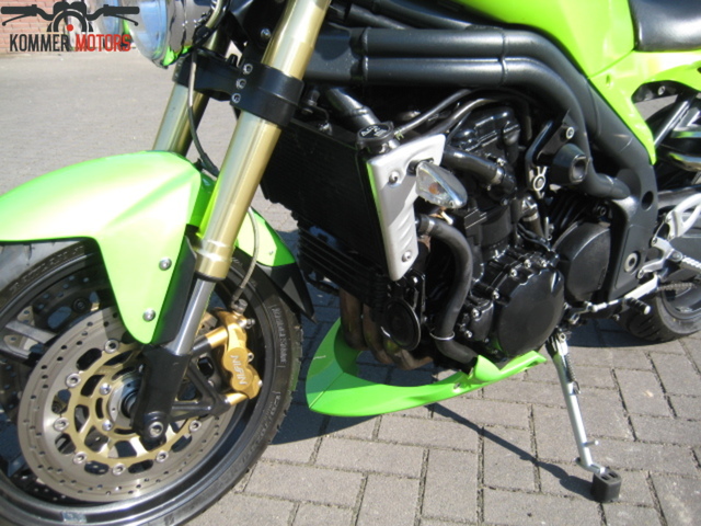 triumph - speed-triple-1050