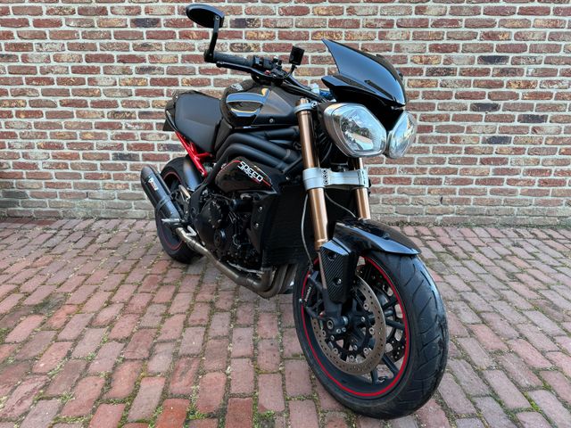 triumph - speed-triple-1050