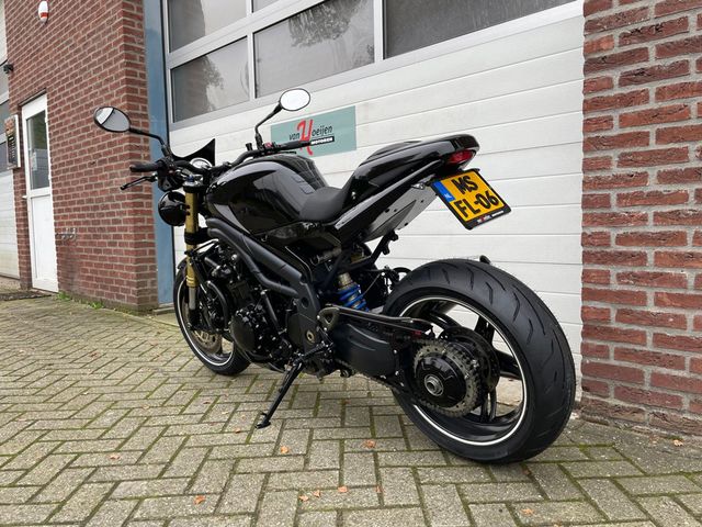 triumph - speed-triple-1050