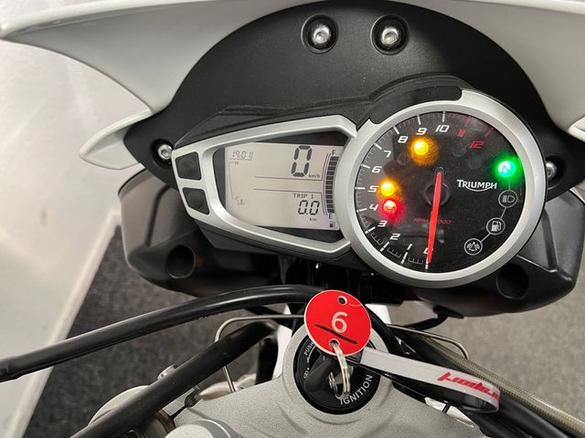 triumph - speed-triple-1050