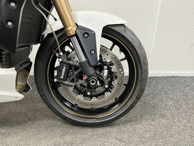 triumph - speed-triple-1050