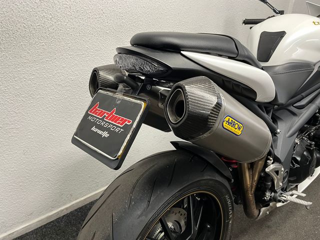 triumph - speed-triple-1050