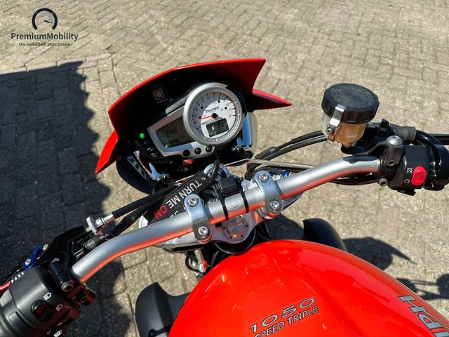 triumph - speed-triple-1050