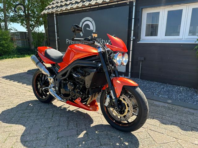 triumph - speed-triple-1050