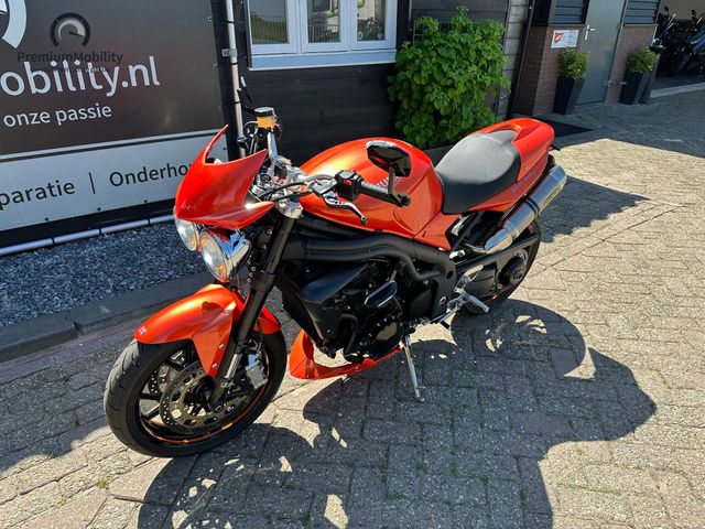 triumph - speed-triple-1050