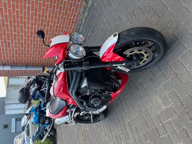 triumph - speed-triple-1050