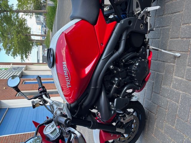 triumph - speed-triple-1050