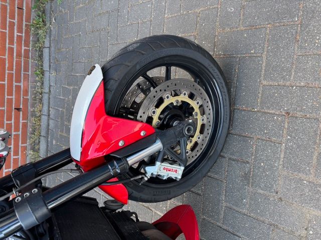 triumph - speed-triple-1050