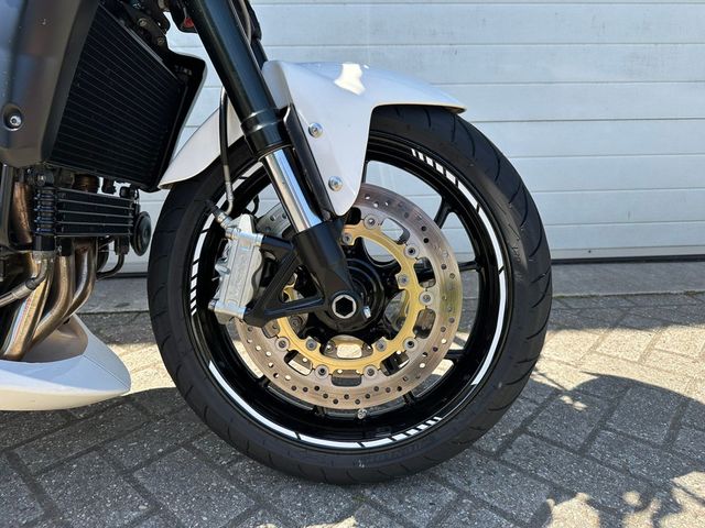 triumph - speed-triple-1050