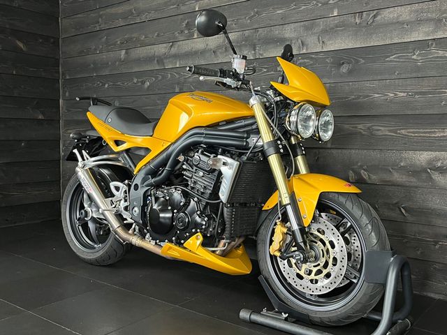 triumph - speed-triple-1050