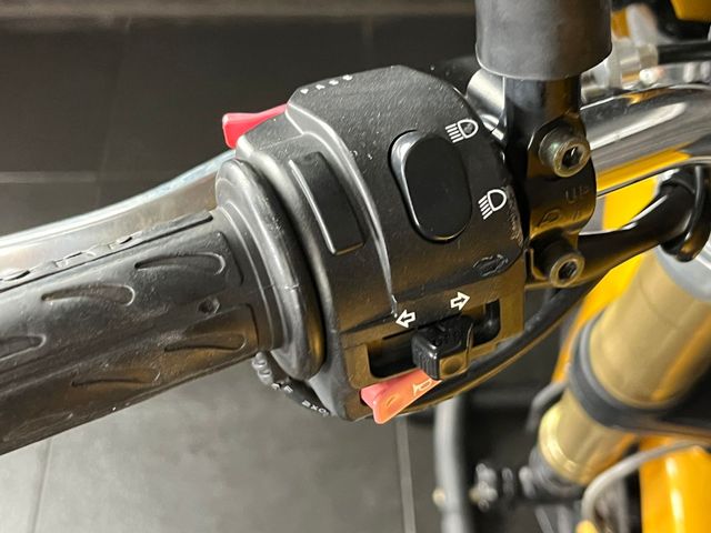 triumph - speed-triple-1050