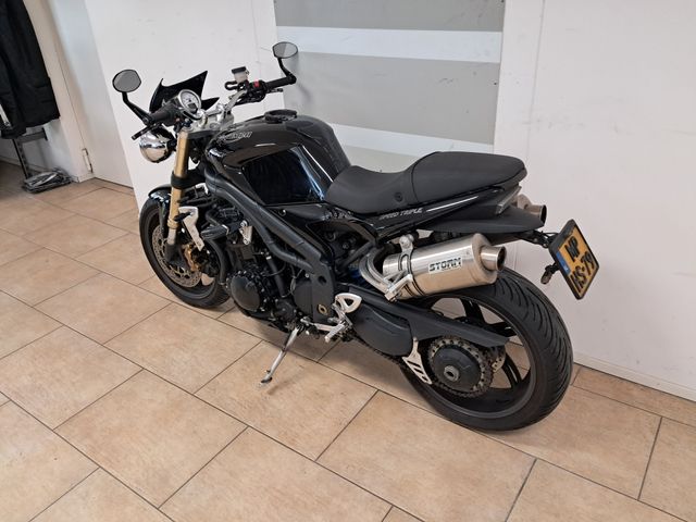 triumph - speed-triple-1050