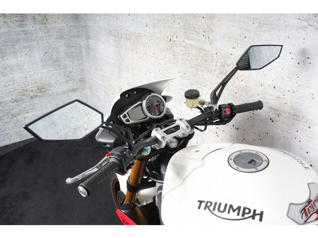 triumph - speed-triple-1050-abs