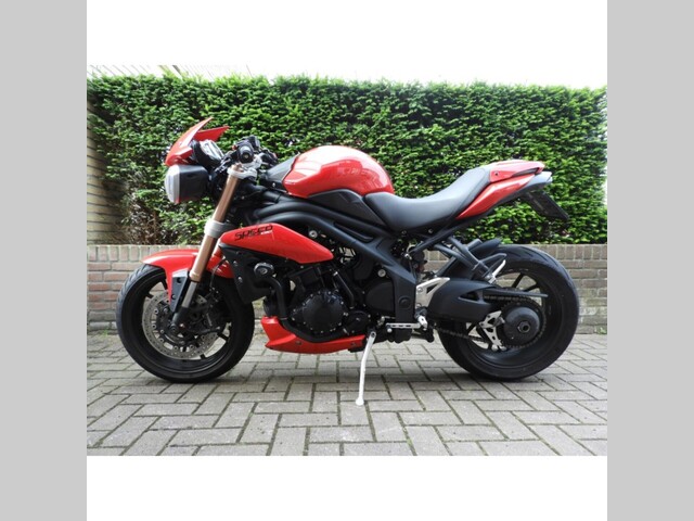 triumph - speed-triple-1050-abs