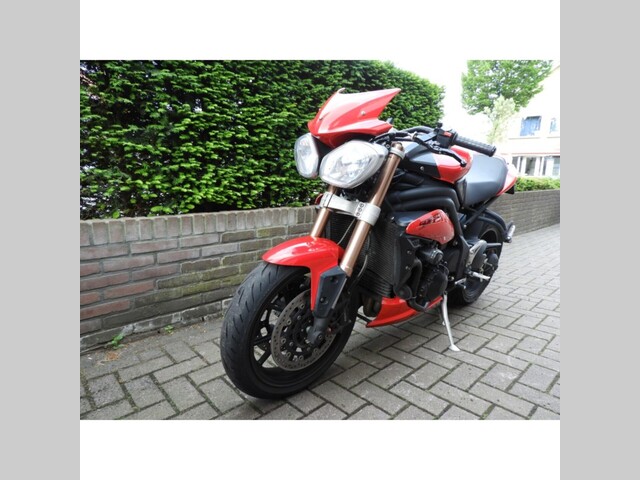 triumph - speed-triple-1050-abs