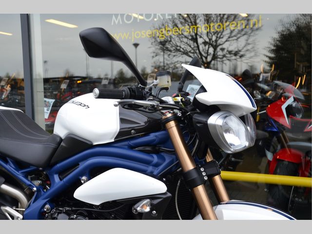 triumph - speed-triple-1050-abs