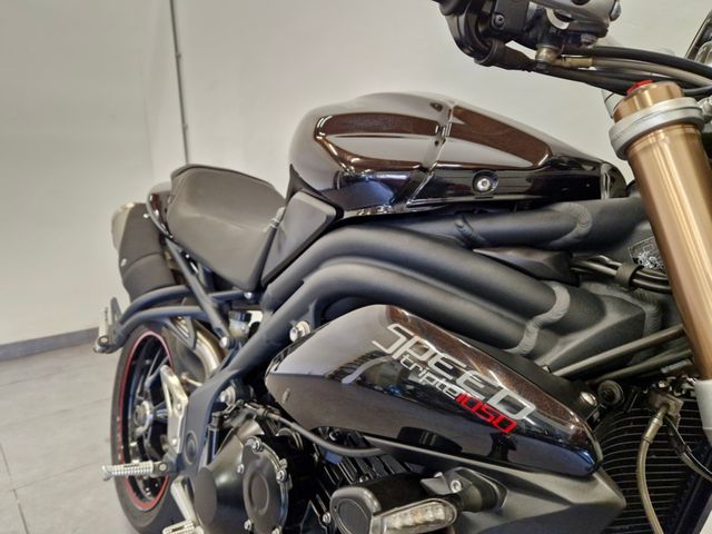 triumph - speed-triple-1050-abs