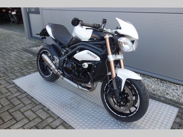 triumph - speed-triple-1050-abs