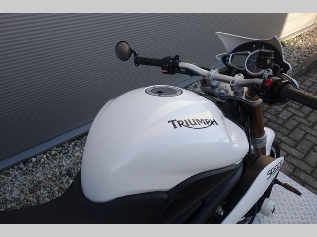 triumph - speed-triple-1050-abs