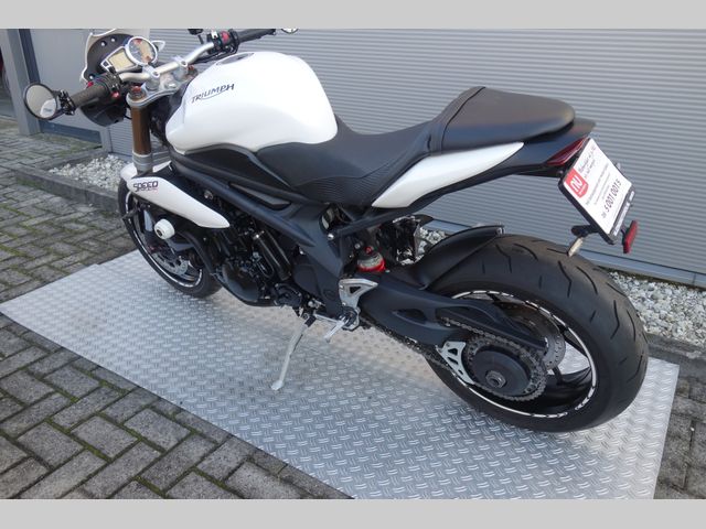 triumph - speed-triple-1050-abs