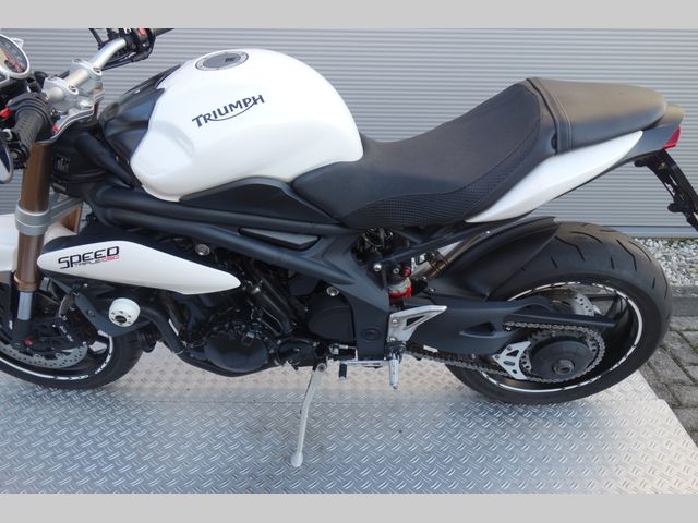 triumph - speed-triple-1050-abs